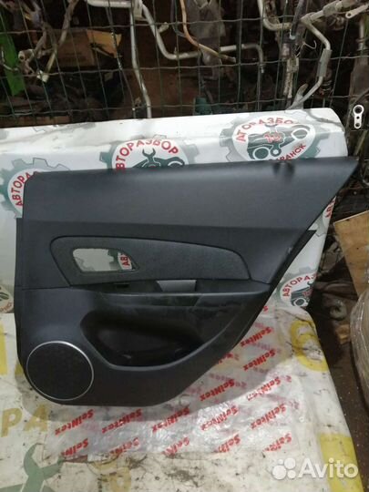 Карта двери обшивка Chevrolet Cruze