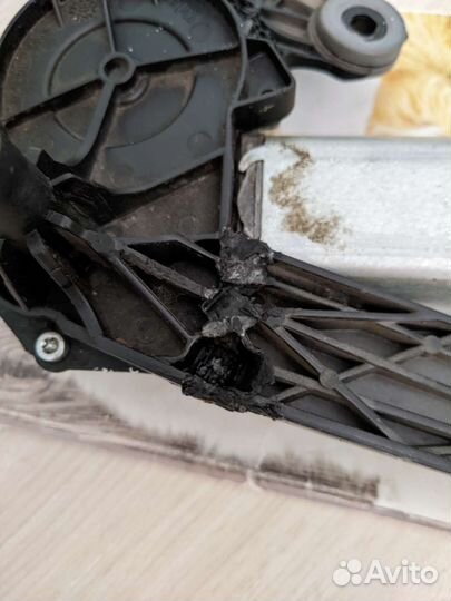 Моторчик заднего дворника Пежо 307