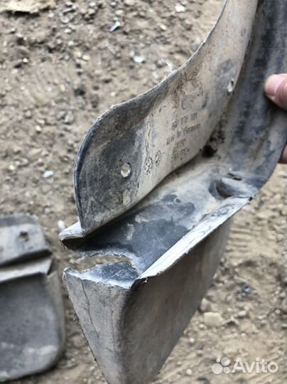 Брызговики задние Поло седан