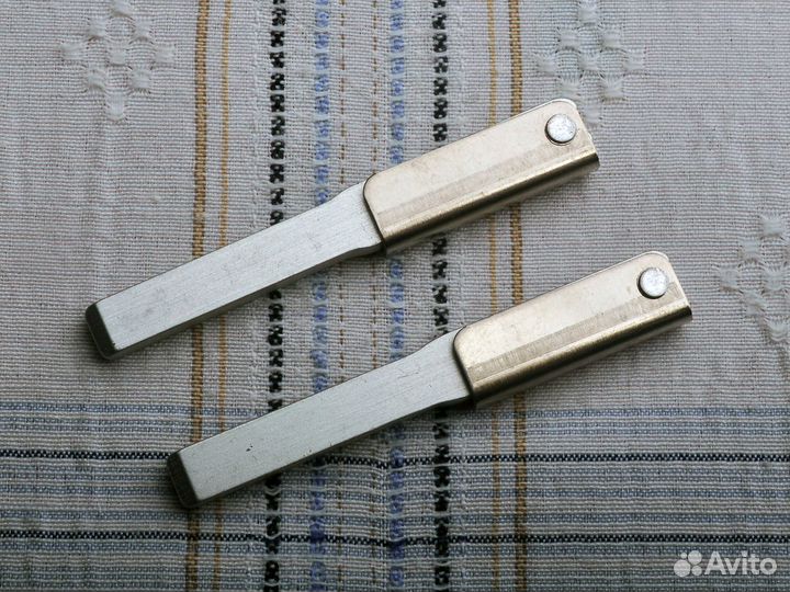 Лезвие вставка в смарт-ключ Land Rover, Jaguar 2шт