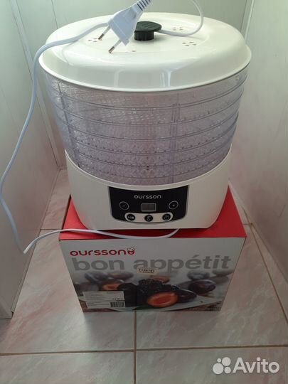 Сушилка для овощей и фруктов Oursson DH2300D/IV