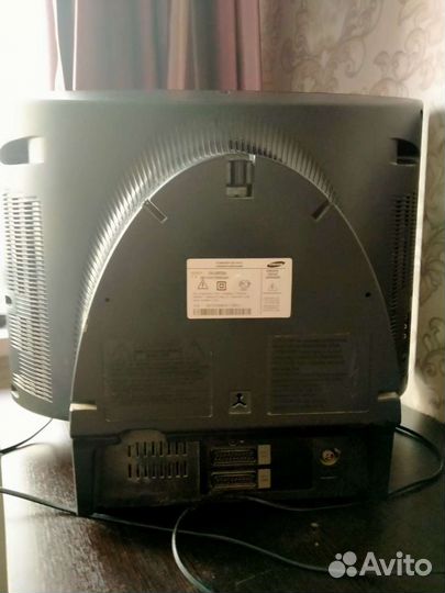 Телевизор samsung