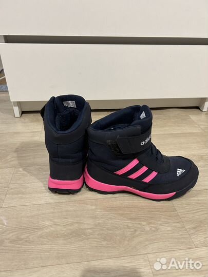 Зимние ботинки adidas