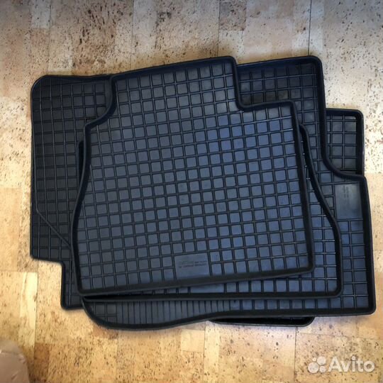 Коврики резиновые Chevrolet Tahoe2012