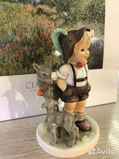 Статуэтка фарфор Hummel (Goebel)