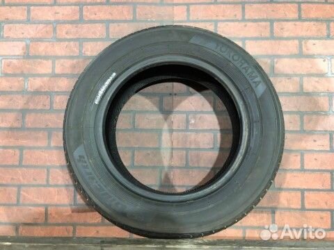 Yokohama BluEarth A34 215/60 R16 99H