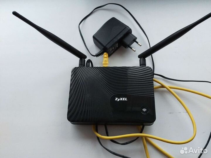 WiFi роутер zyxel Keenetic Giga 2