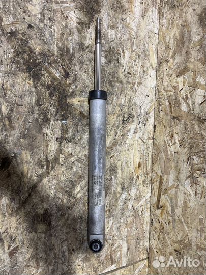 Амортизатор задний Porsche Panamera 4