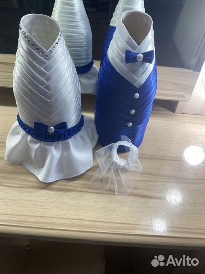 Костюмы свадебные на бутылки шампанского