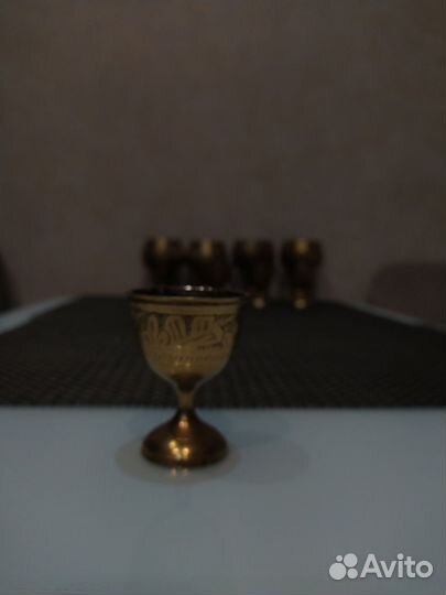 Рюмки на ножке латунные