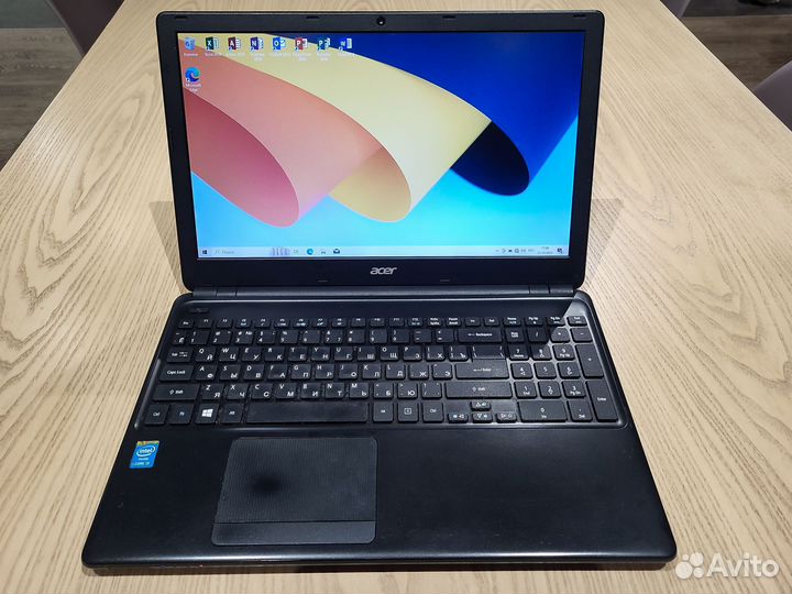 Ноутбук Acer/ Core i3/ 6 озу/ SSD