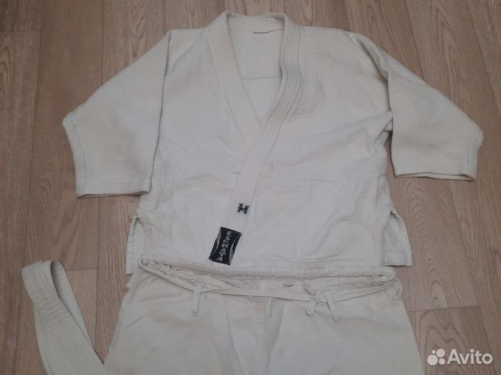 Кимоно или борцовка 140р