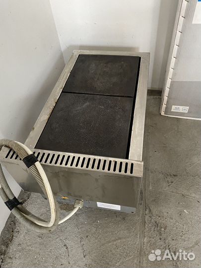 Плита электрическая,почти новая