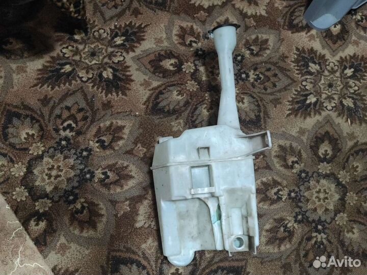 Бачок омывателя Toyota Camry V40 2.4