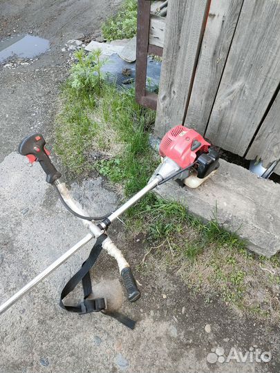 Триммер бензиновый