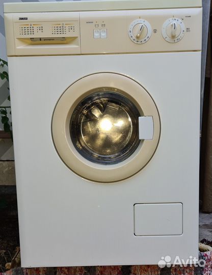 Стиральная машина zanussi FLS 602 бу