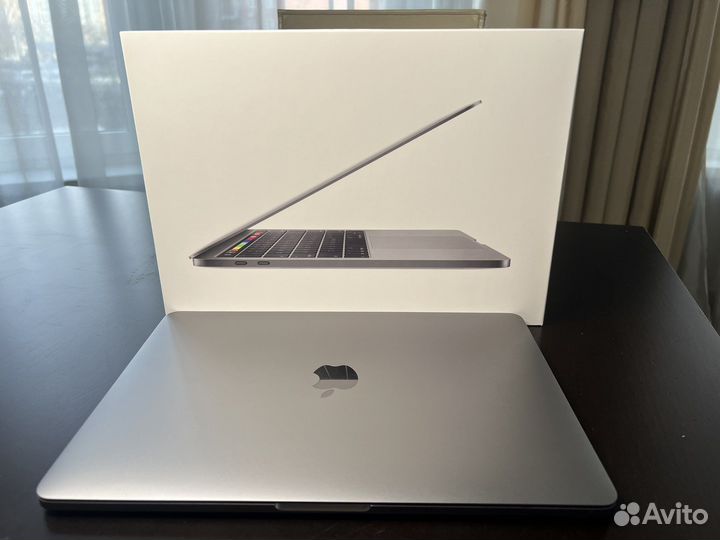 Apple MacBook Pro 13 2019 i7-2.8/16/512 Touch bar