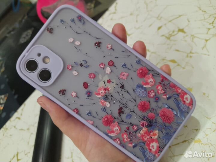 Чехол на iPhone 11