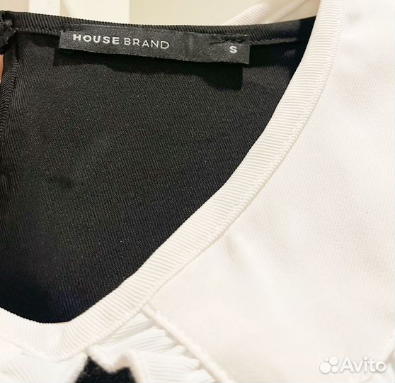 Платье с воротником женское