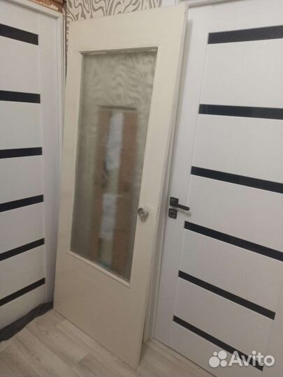 Дверь деревянная со стеклом бу