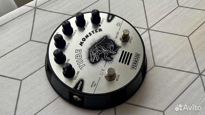 Yerasov Tube Monster TM-1 ламповая примочка