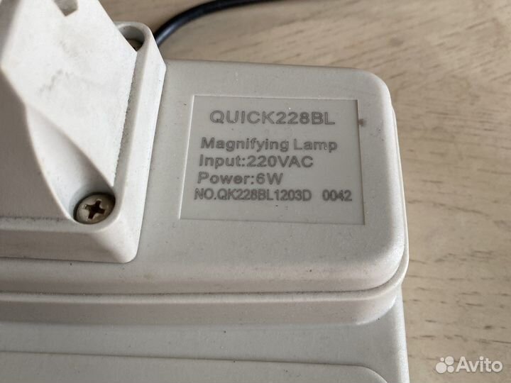 Quick228BL светильник бестеневой