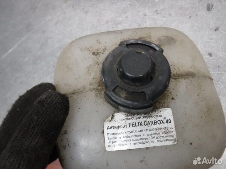 Бачок расширительный Ваз 2105 21067 2010