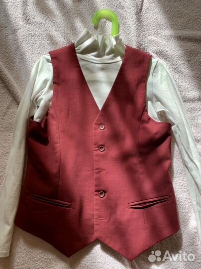Пиджак бордовый для мальчика 134/32