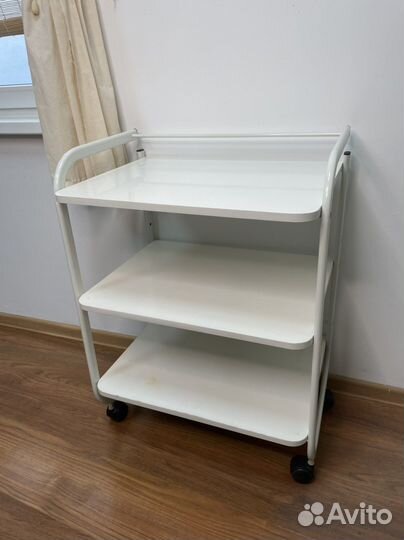 Тележка косметолога