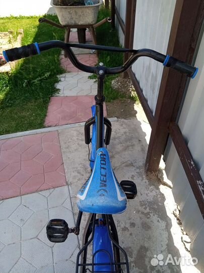 Велосипед детский 4 колесный