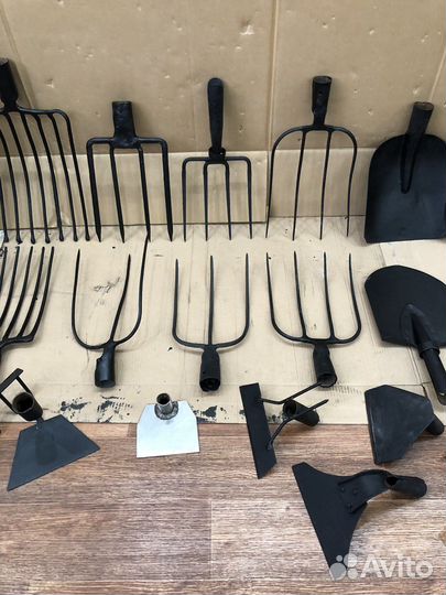 Лопаты, вилы, грабли, мотыги