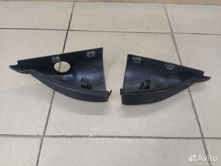 Уголок зеркала внутренний Форд Фокус 1