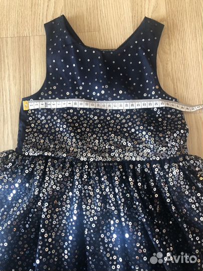 Нарядное платье в пайетках