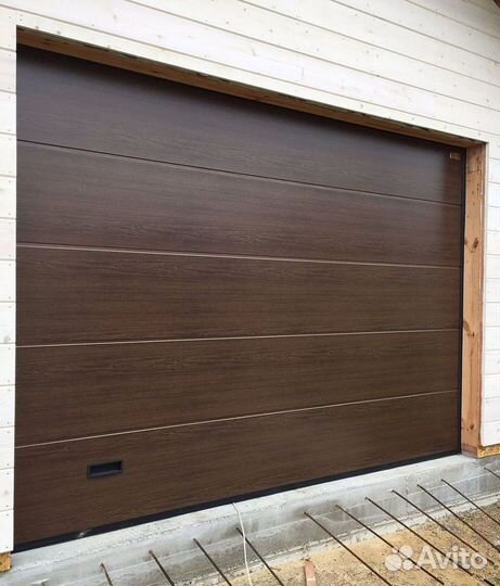 Секционные ворота Дорхан