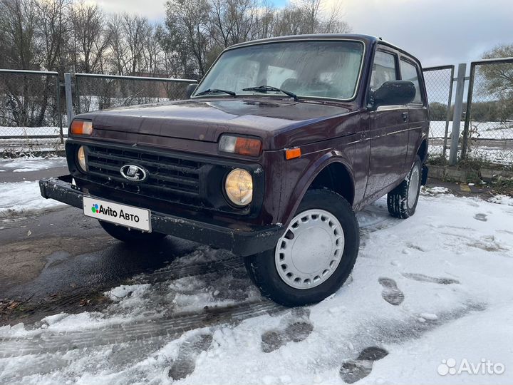 LADA 4x4 (Нива) 1.7 МТ, 2011, 200 000 км