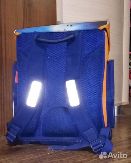 Рюкзак школьный