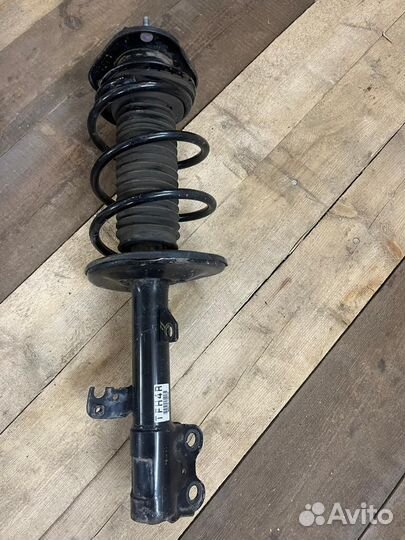 Стойка передняя Тойота Аксио