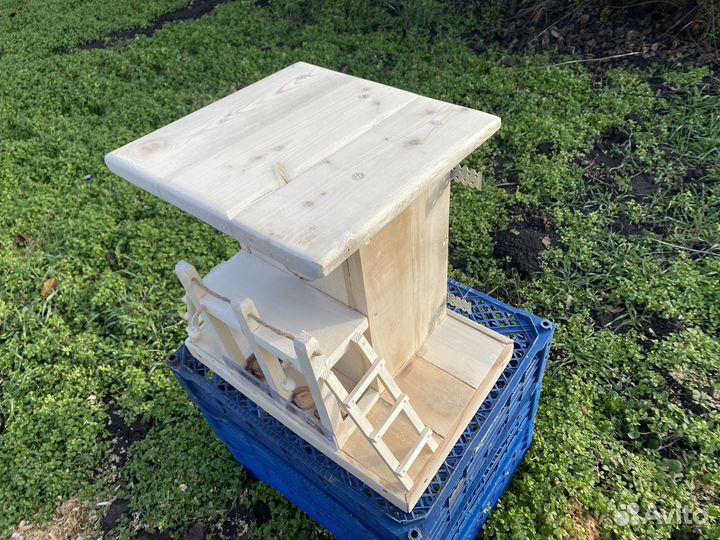 Бельчатник кормушка