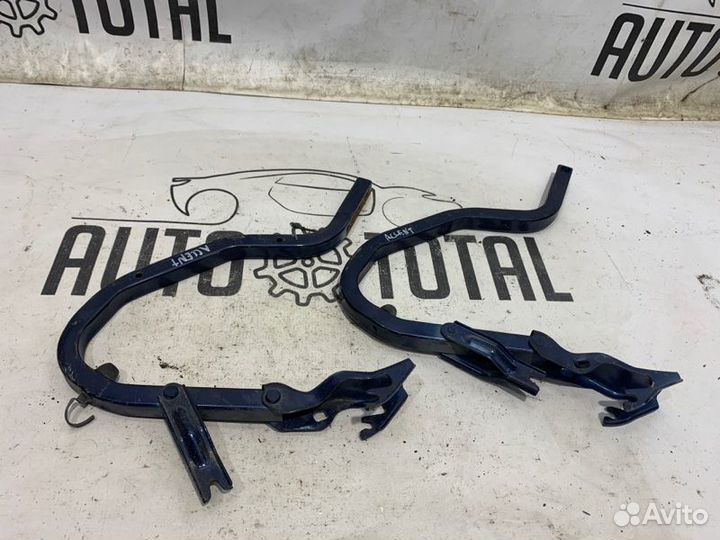 Петля багажника Hyundai Accent G4EC 2006