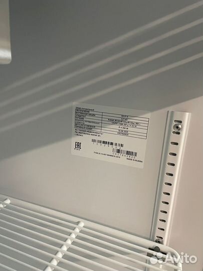 Морозильный шкаф со стеклянной дверью Polair