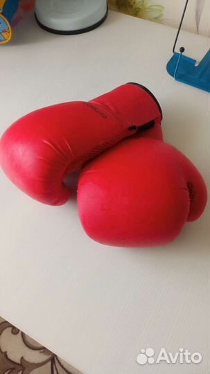 Боксёрские перчатки outshock