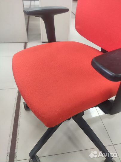Компьютерное кресло, кресло офисное, кресло