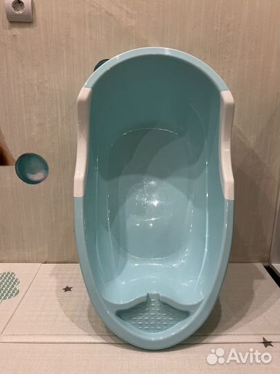 Ванночка для купания новорожденного