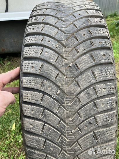 Michelin X-Ice North 235/65 R17