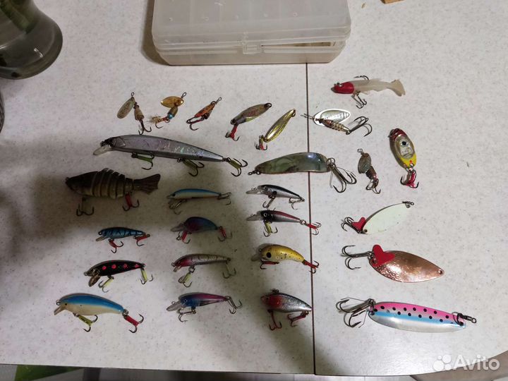 Блесна,воблеры,вертушки,силикон 30 шт