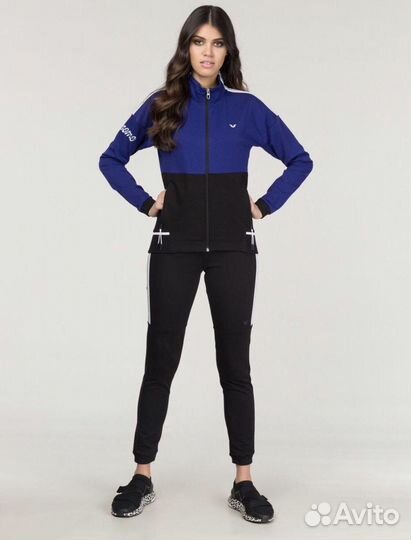Костюм спортивный