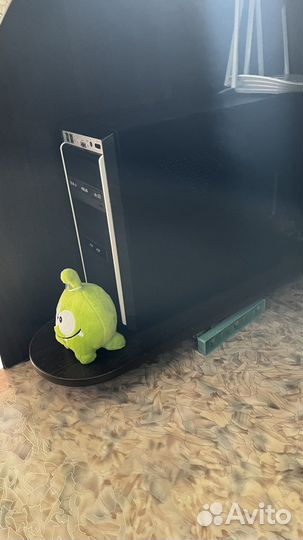 Письменный стол (компьютерный стол)