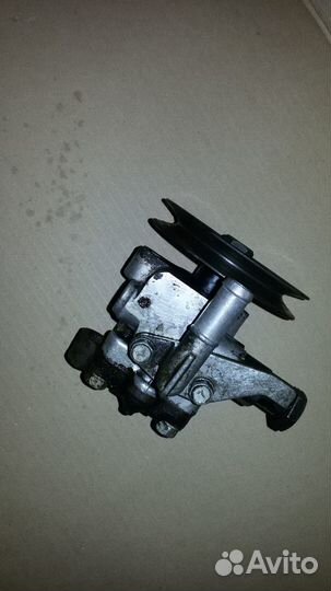 Хендай элантра XD насос гура