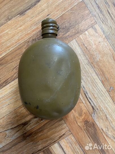 Фляга армейская