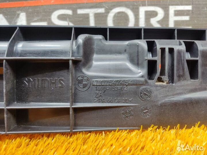 Кронштейн радиатора левый Bmw 3-Series E90 N46B20B